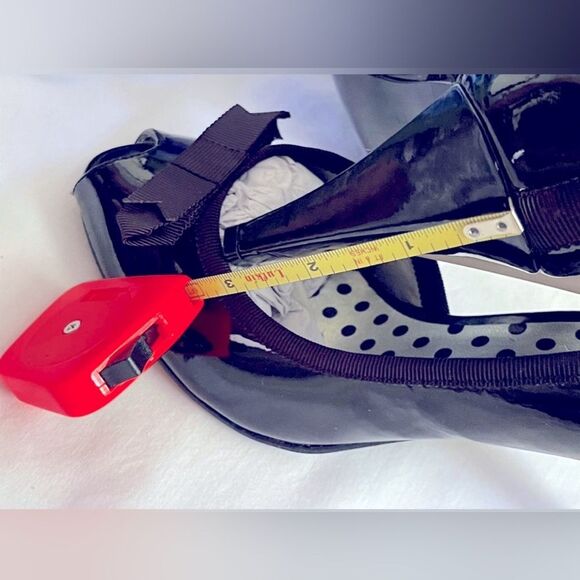 Timeless Anne Klein peep-toe black patent heels with bow detail! - Picture 5 of 7